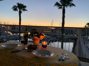 Lagos Marina - Exclusive Apartment with a Balcony
